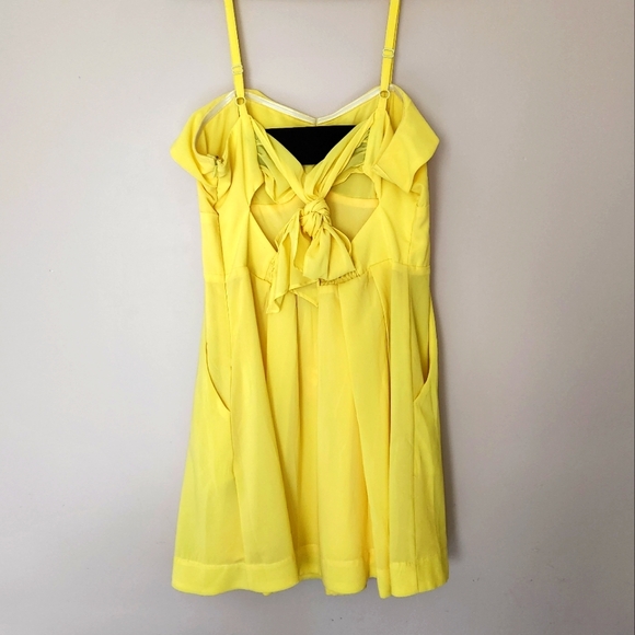 2b bebe Yellow Sundress size M - Picture 3 of 5